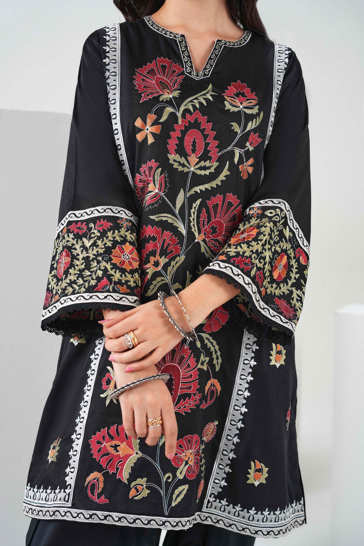 3 Piece - Embroidered Suit - PW25-504