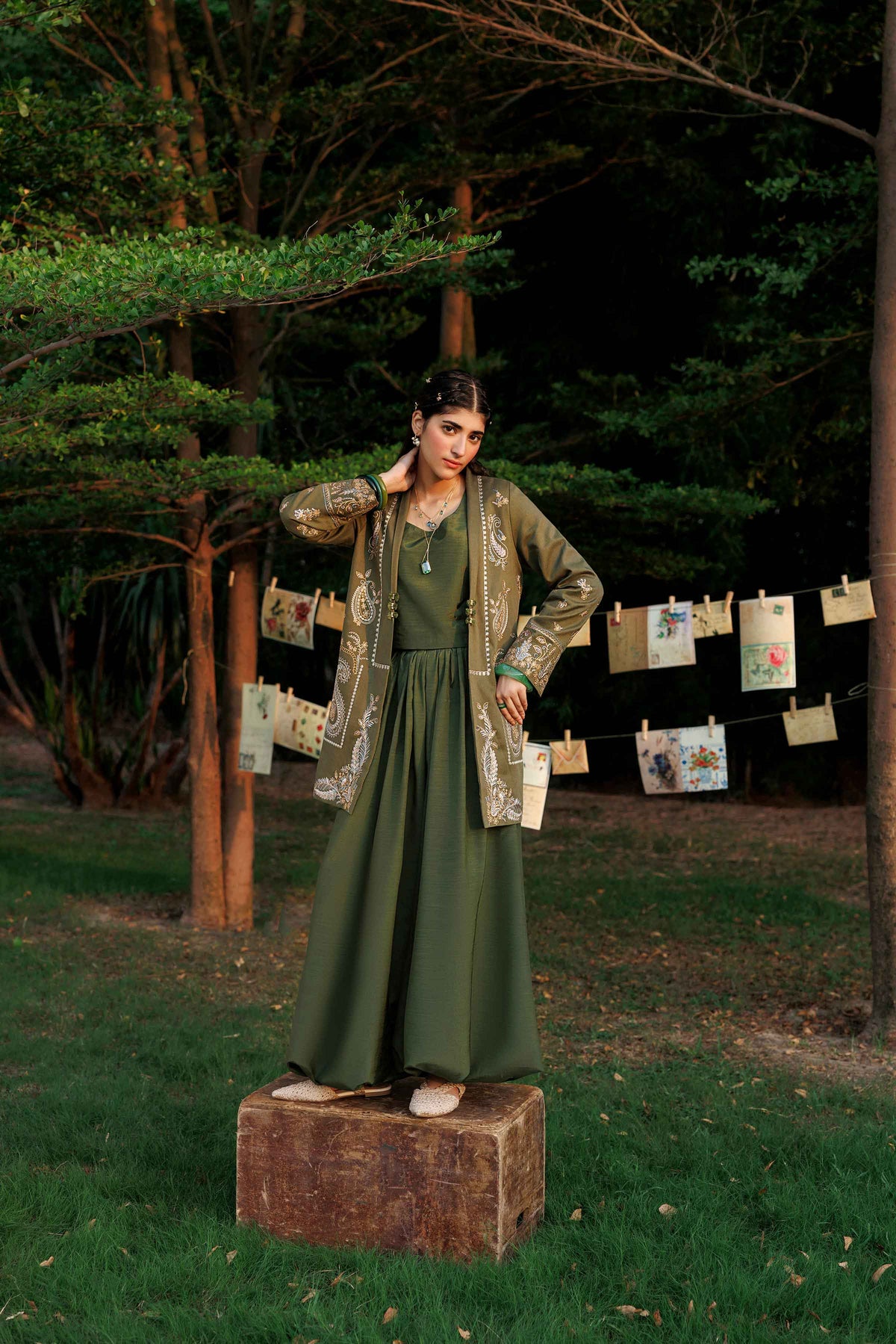 Embroidered Jacket - PW25-547
