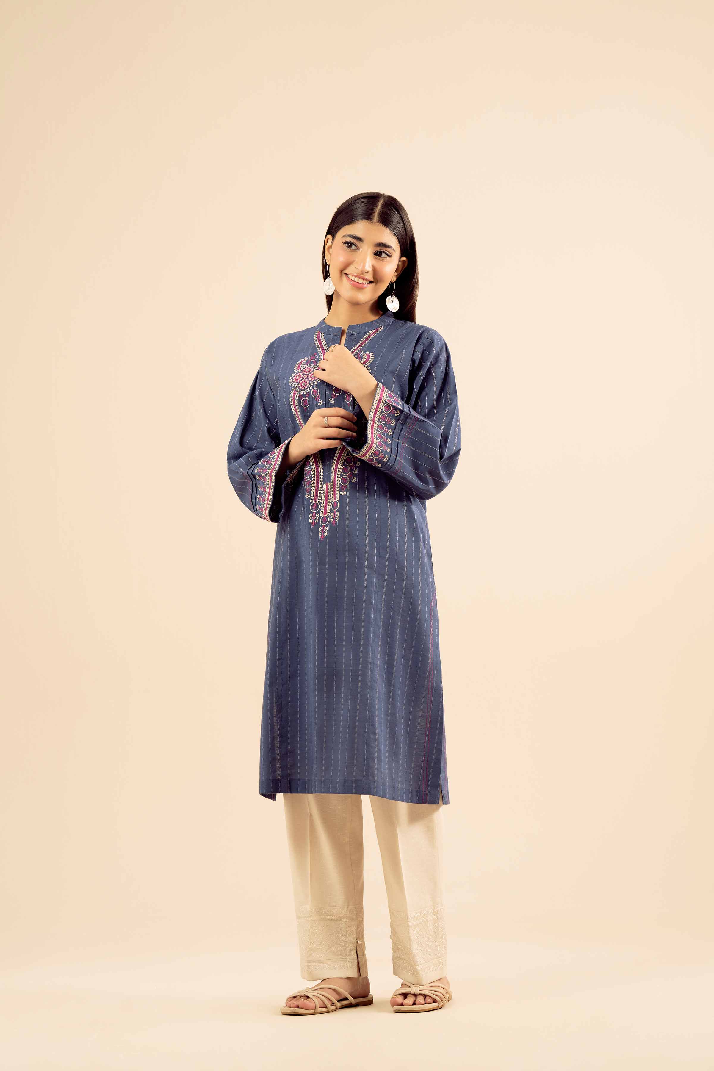 Embroidered Shirt - PW25-582
