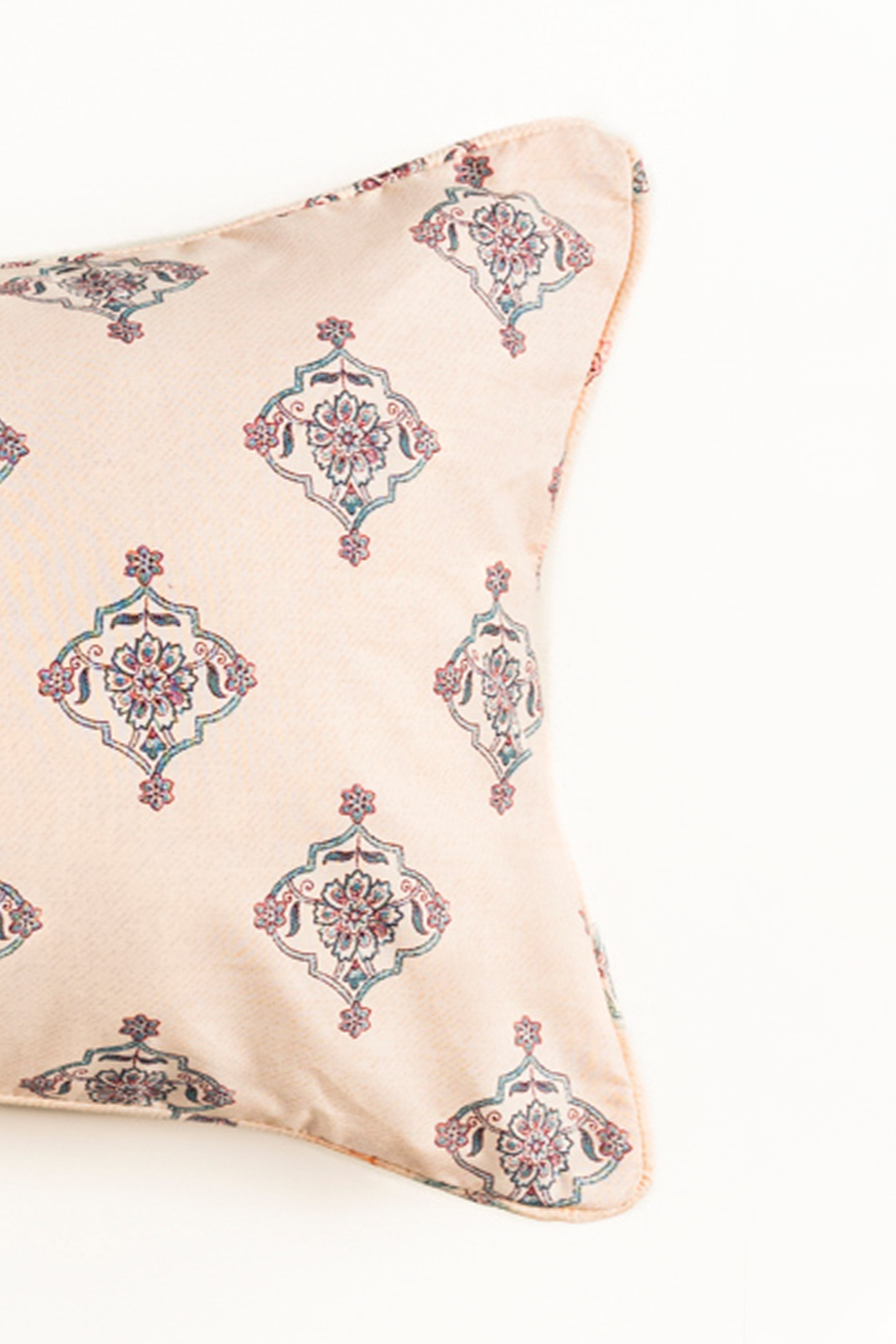 Paisley Blush T-150 Deck Cushion Cover