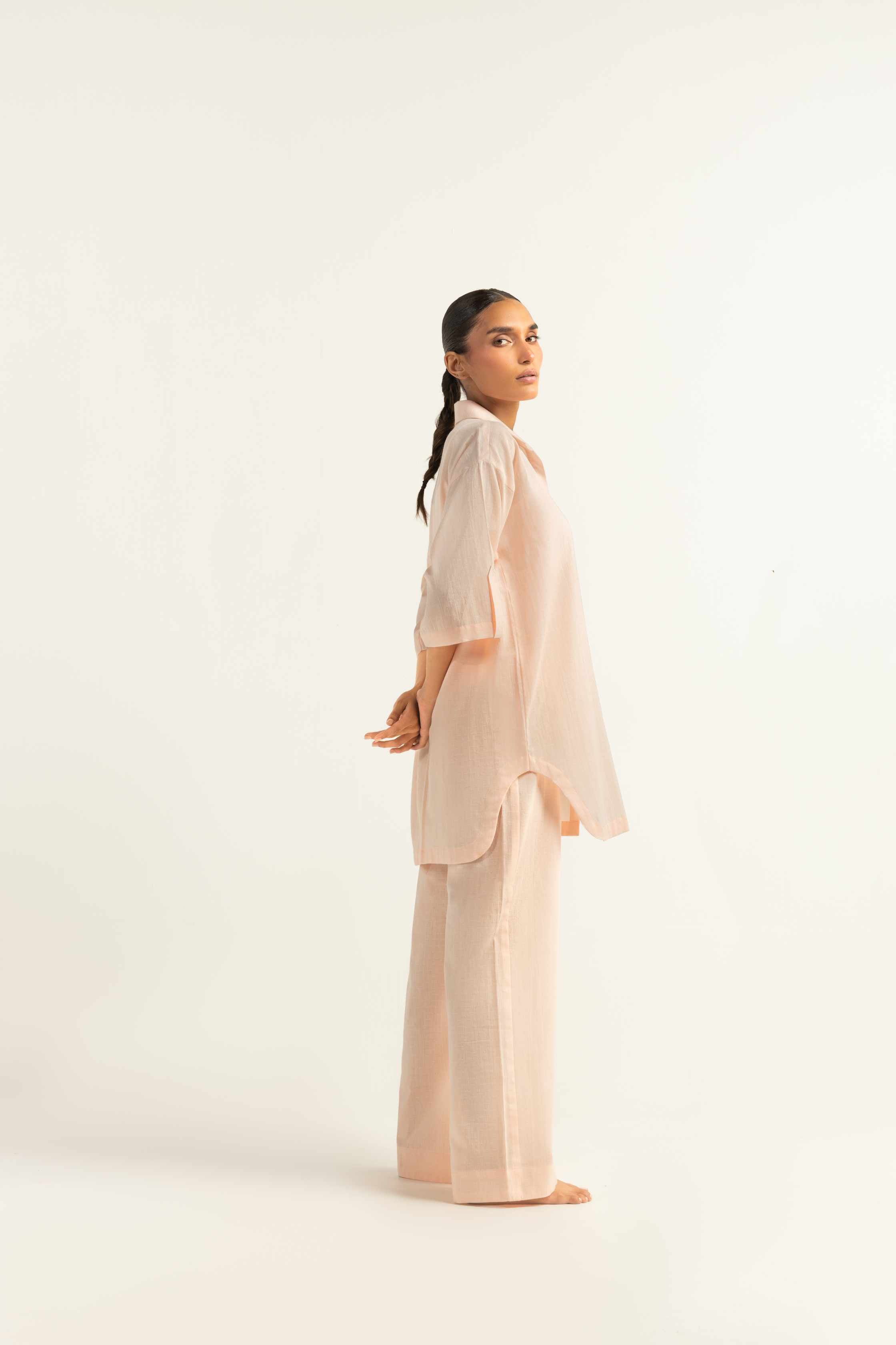 https://cdn.shopify.com/s/files/1/0663/9616/0233/files/Pink_Cooler_2.jpg?v=1755800934