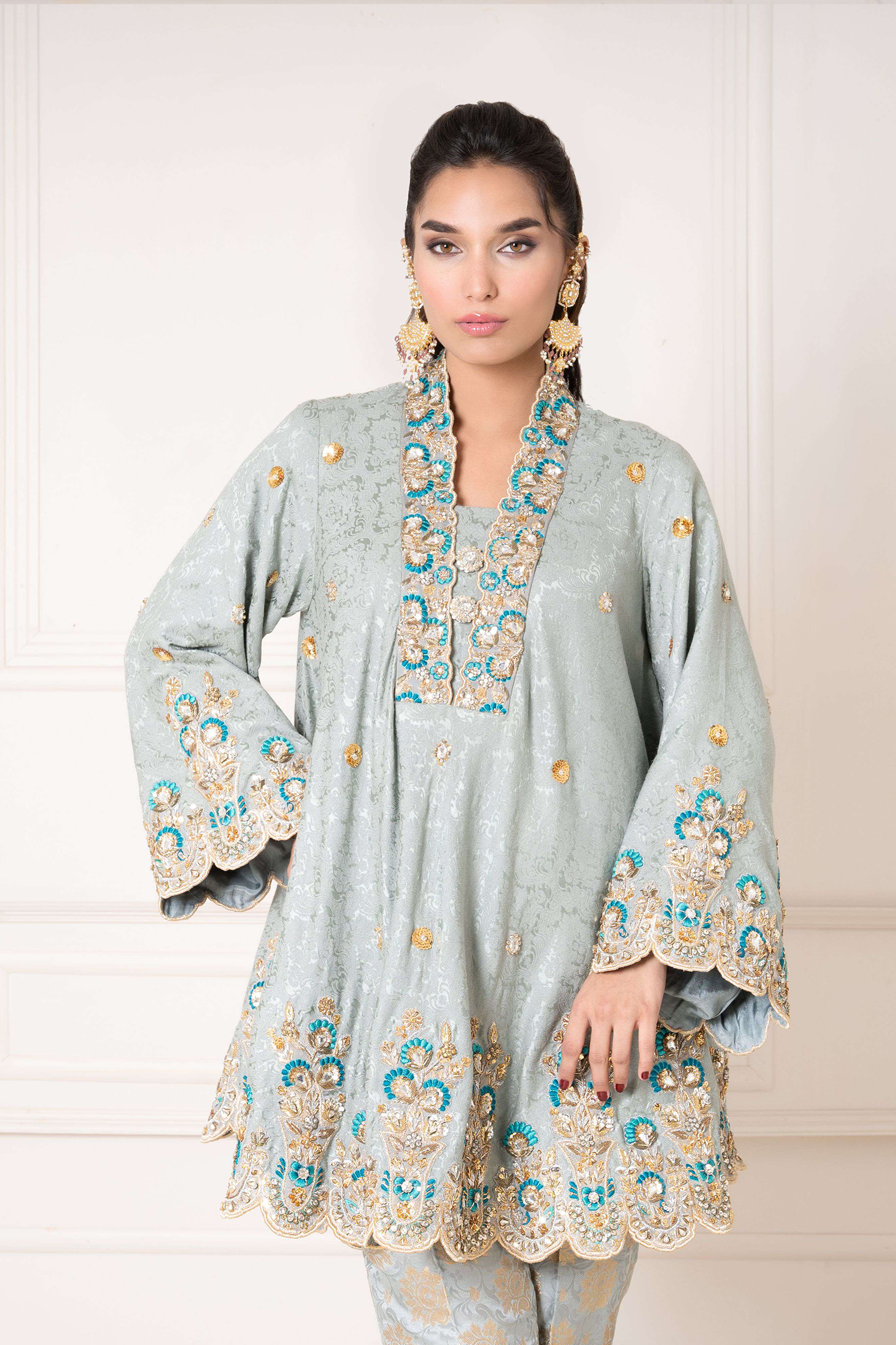 Porcelain Grey Jamawar Embellished Bias Cut Tunic With Trouser