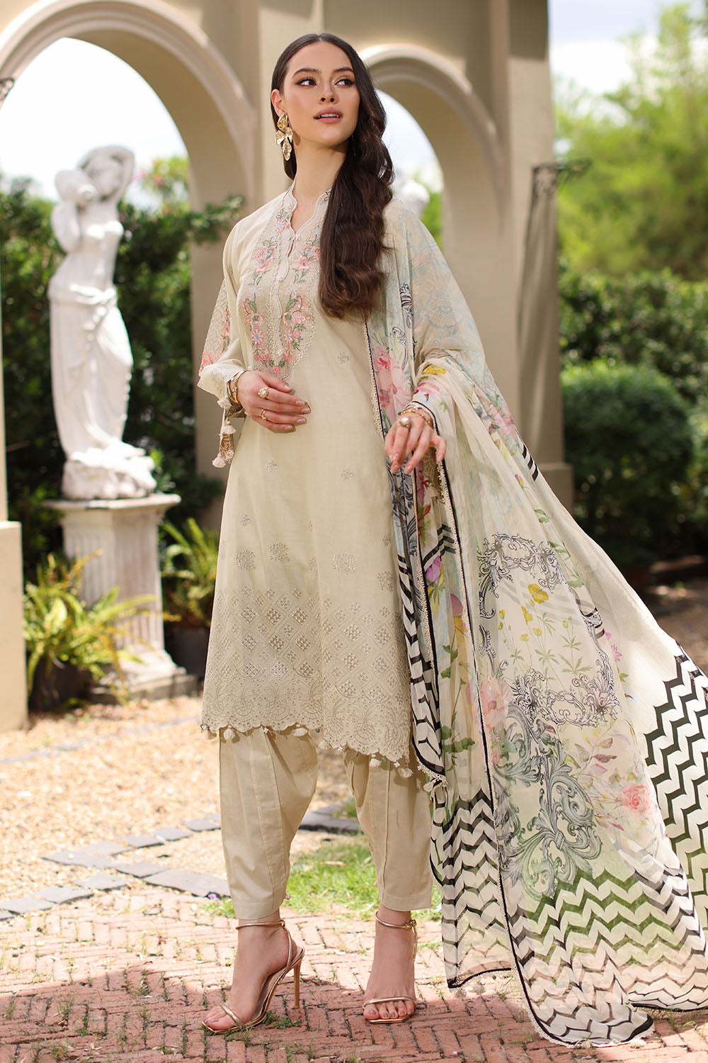 3 Piece Embroidered Lawn Suit with Chiffon Dupatta
