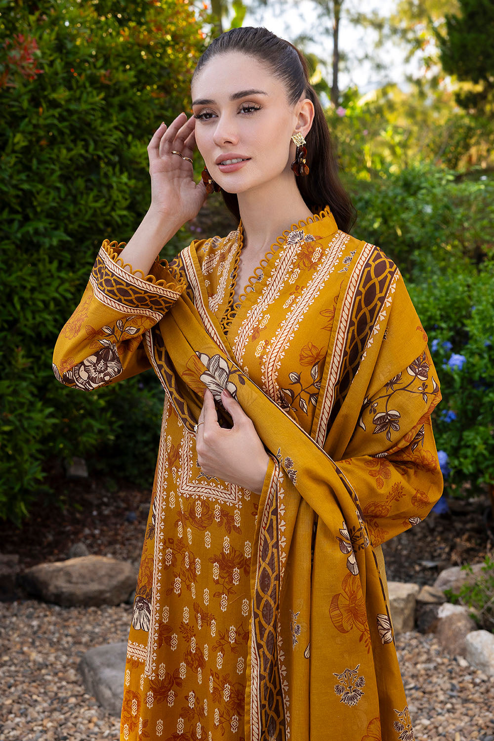 3 Piece Printed Cambric Suit with Lawn Dupatta CBN-62010
