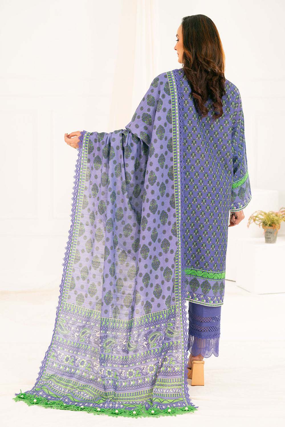 3 Piece Printed Khaddar Suit With Dupatta