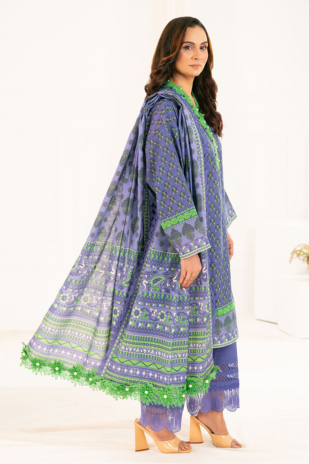 3 Piece Printed Khaddar Suit With Dupatta