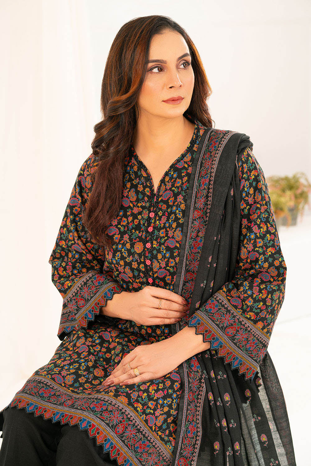 3 Piece Printed Khaddar Suit With Dupatta