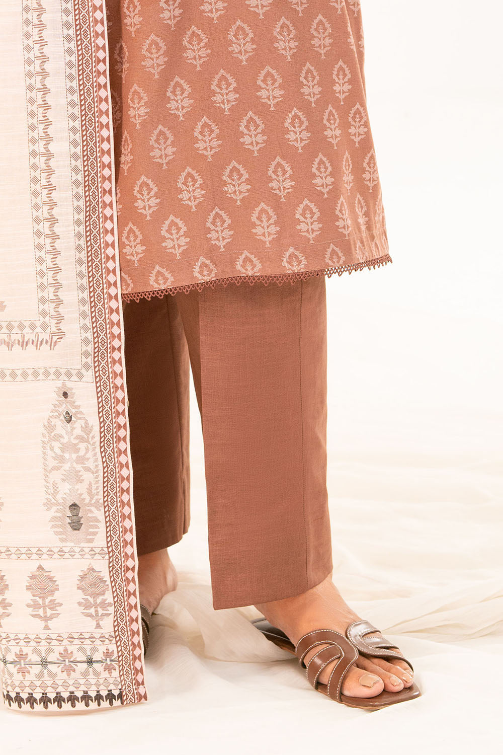 3 Piece Printed Khaddar Suit With Dupatta
