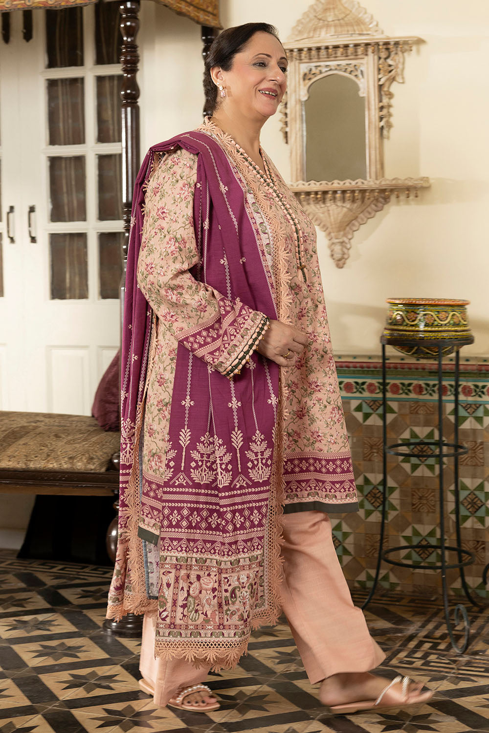 3 Piece Printed Khaddar Suit