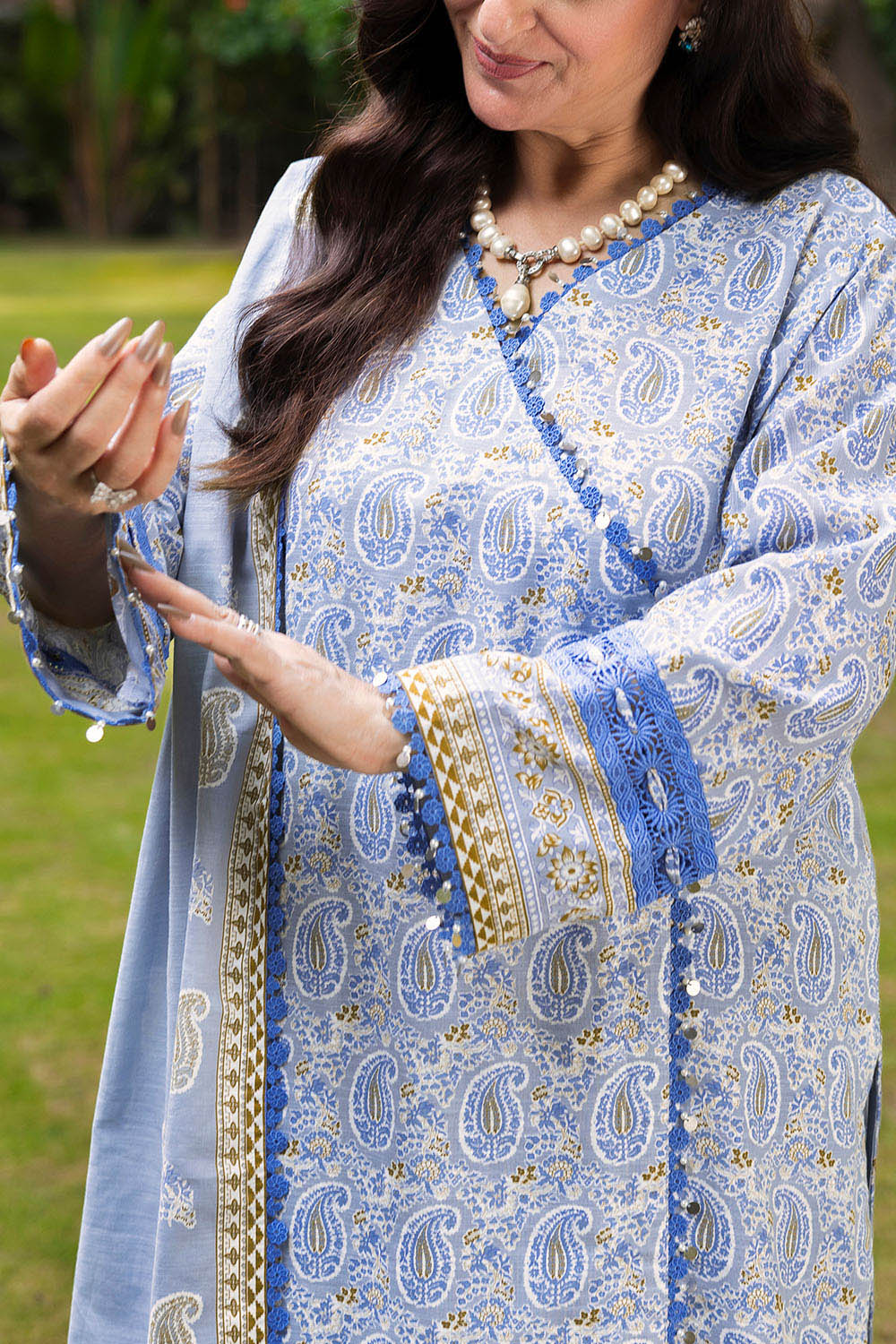 3 Piece Printed Khaddar Suit