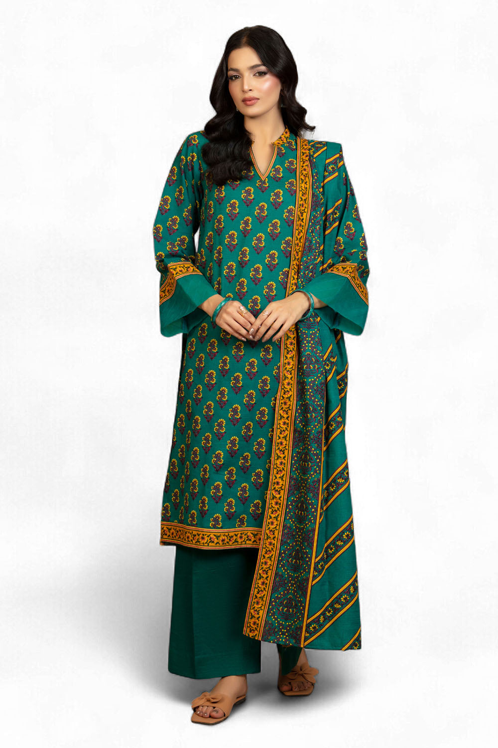 3 Piece Printed Khaddar Suit With Dupatta