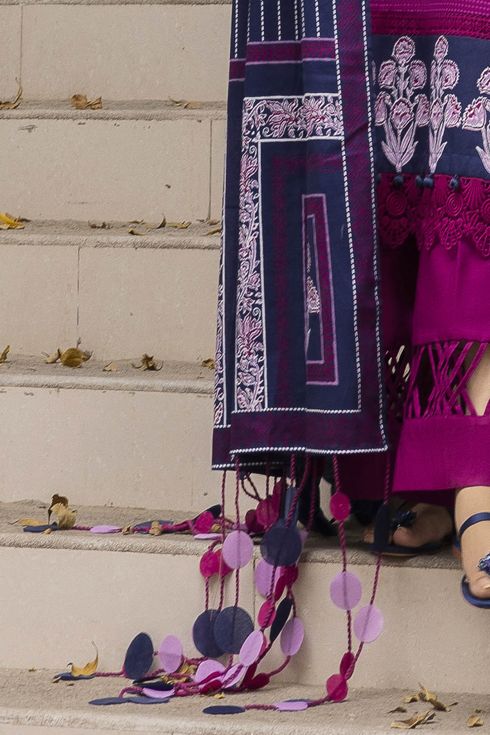 3 Piece Unstitched Printed Khaddar Suit
