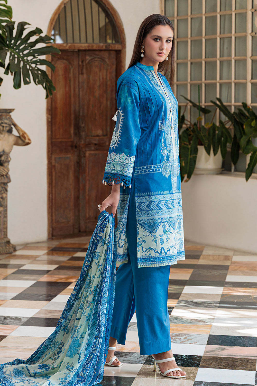 3 Piece Printed Lawn Suit with Embroidered Sleeves