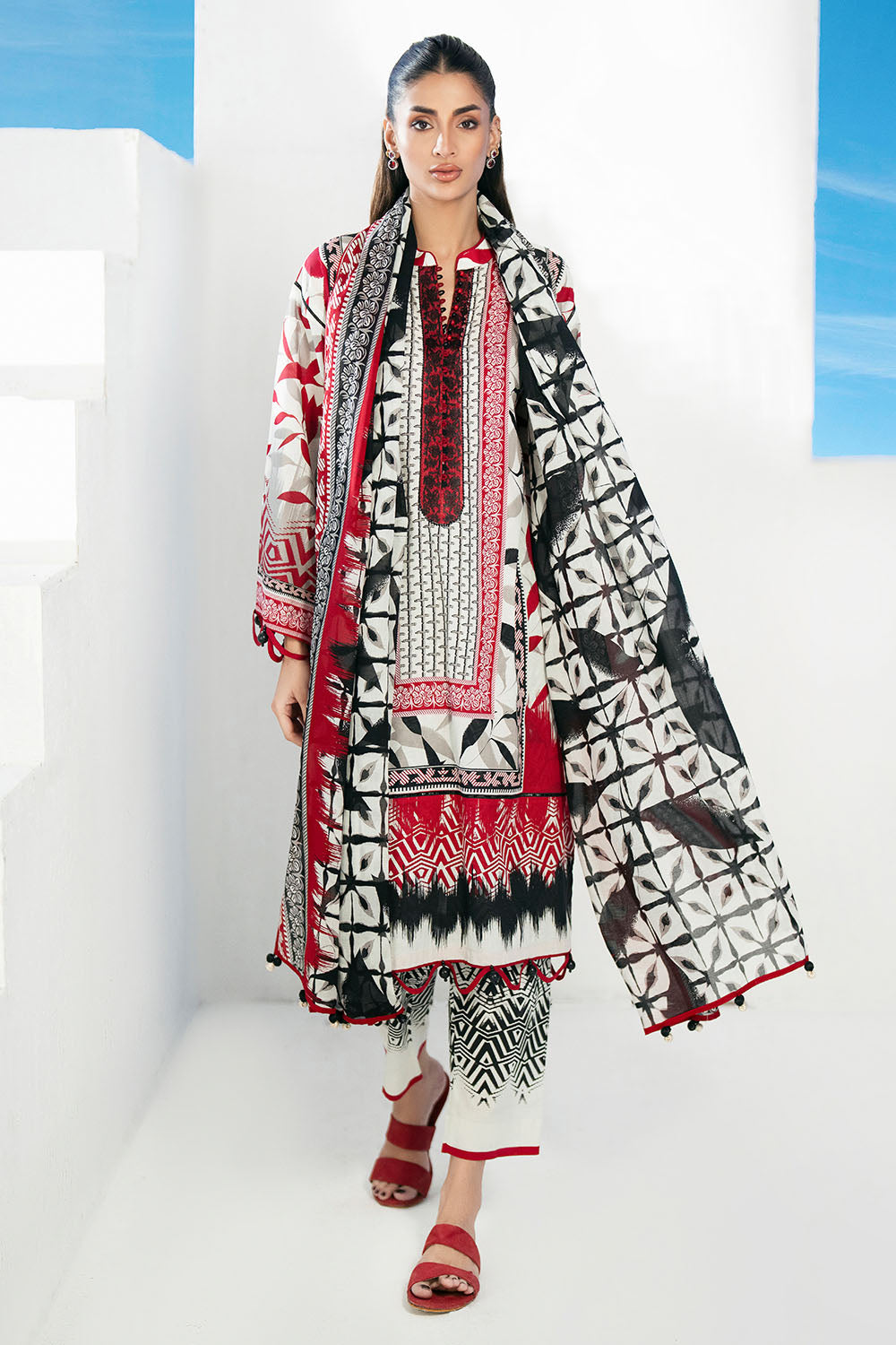 3 Piece Embroidered Printed Lawn Suit