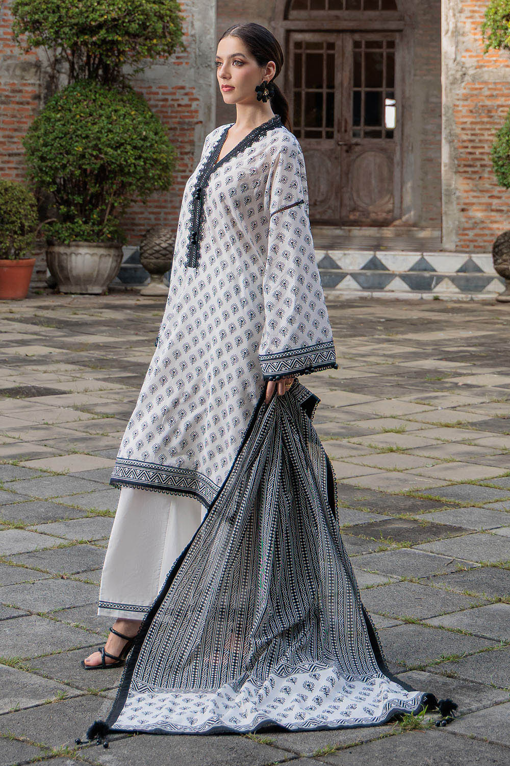Gul Ahmed