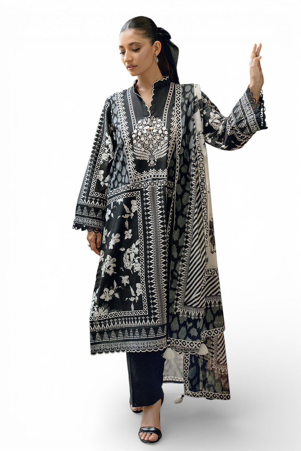 3 Piece Printed Lawn Suit