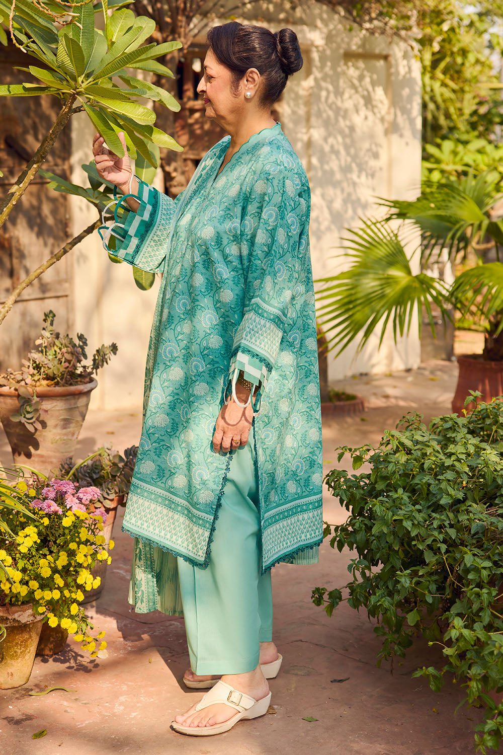 3 Piece Printed Lawn Suit With Dupatta
