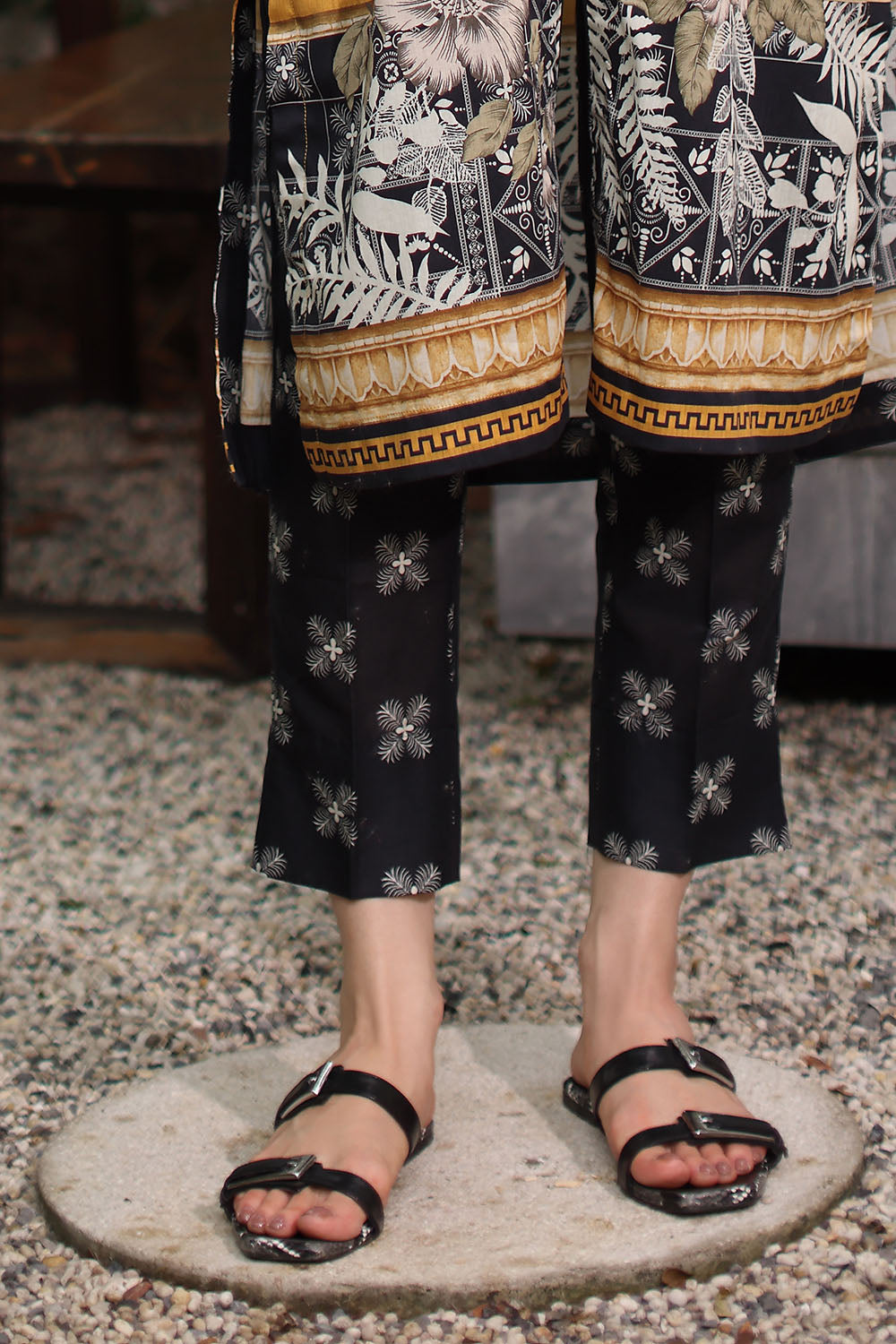 2 Piece Printed Lawn Suit with Printed Trouser