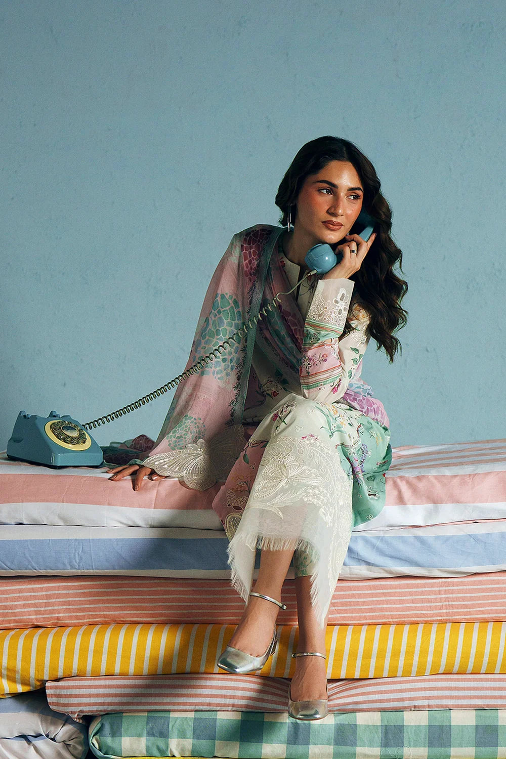 https://cdn.shopify.com/s/files/1/0019/7217/4947/files/PrintedLawnShirtwithChiffonDupattaandCottonTrouser-SummerySky-Vol1-14.webp?v=1781347386