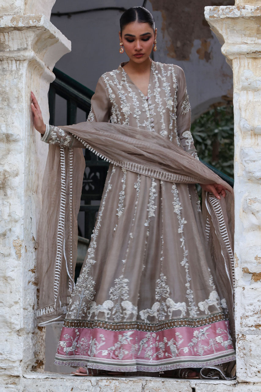 Nida Azwer
