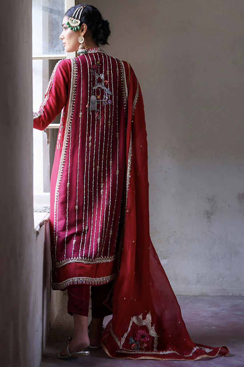 Nida Azwer