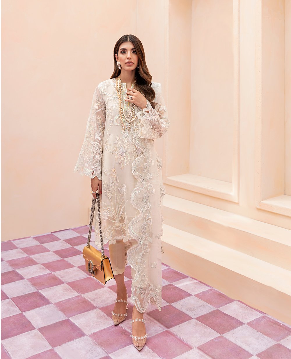 Sunnia Manahil