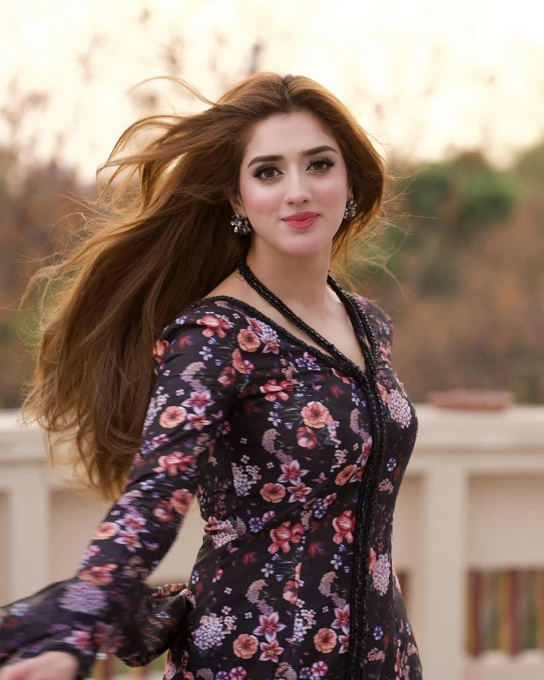 https://cdn.shopify.com/s/files/1/0523/4327/5696/files/RarewomanYoudeserveArarelove._-_mysiebytahira_-_mysiebytahira_-_ahmad.mahmood.ph_1.jpg?v=1755956966