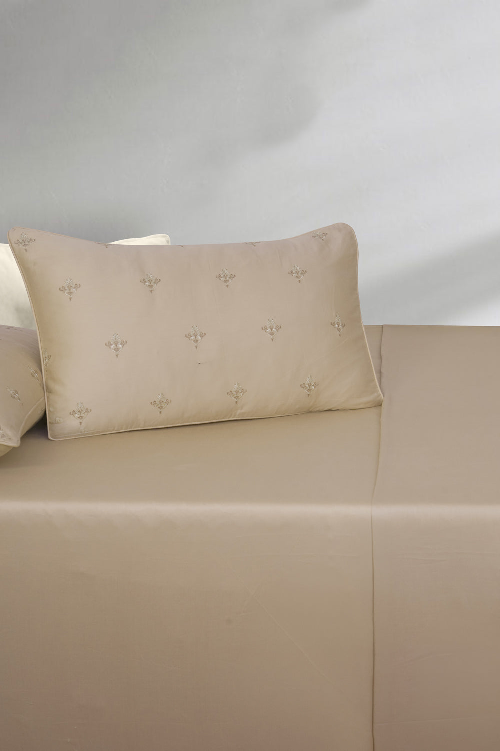 Royal Essence Embroidered Bed Sheet Set