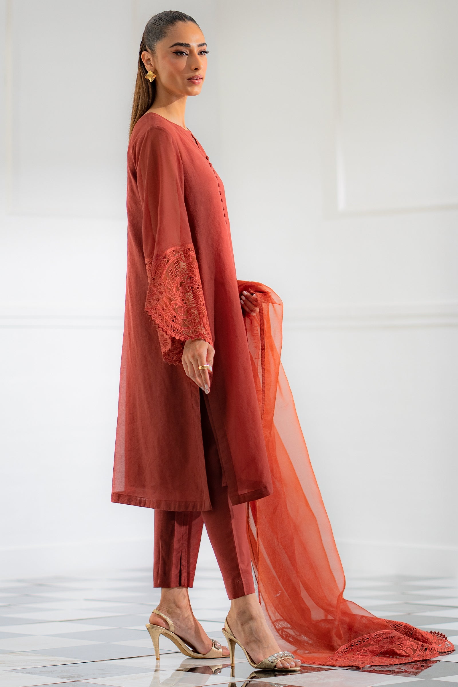 Aatish 3 piece