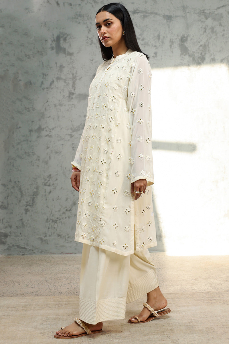 Panni Embroidered Set
