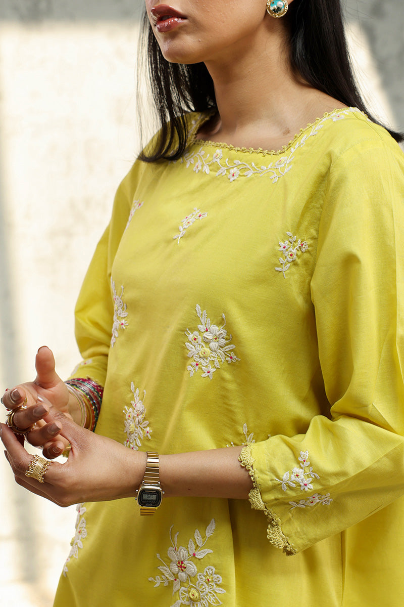 Hand-Detailed Tarkashi Set