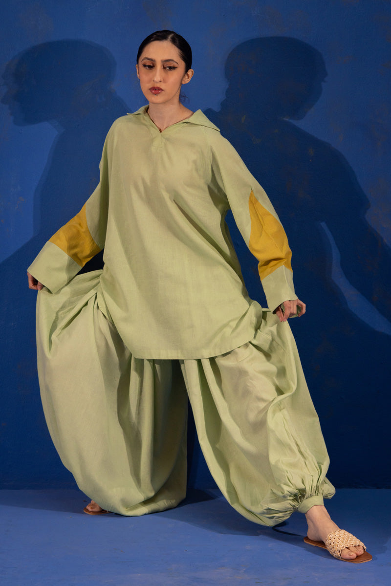 Mono-Tone Jasmine Set