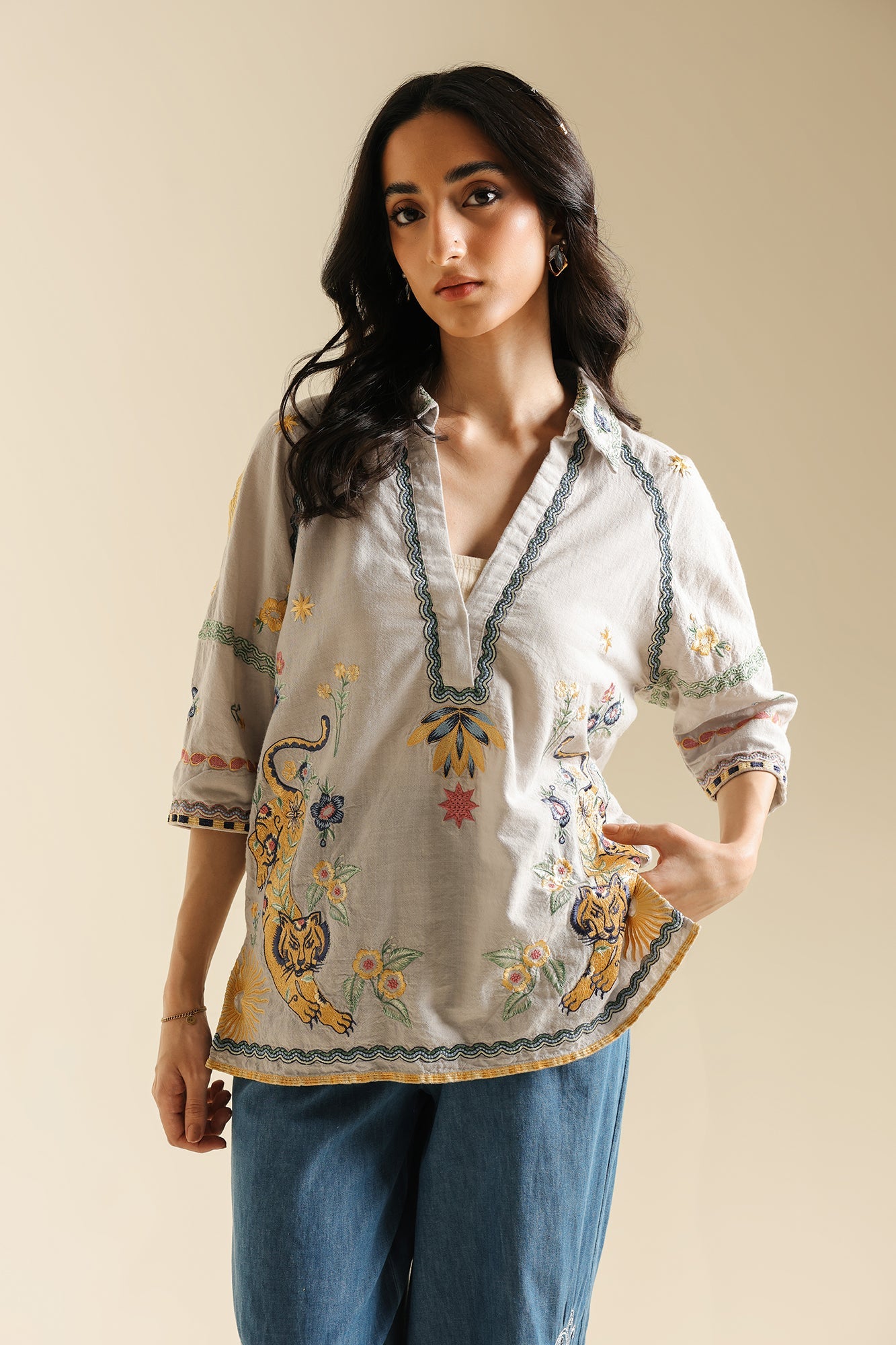 EMBROIDERED TOP (S3E0430/119/912)