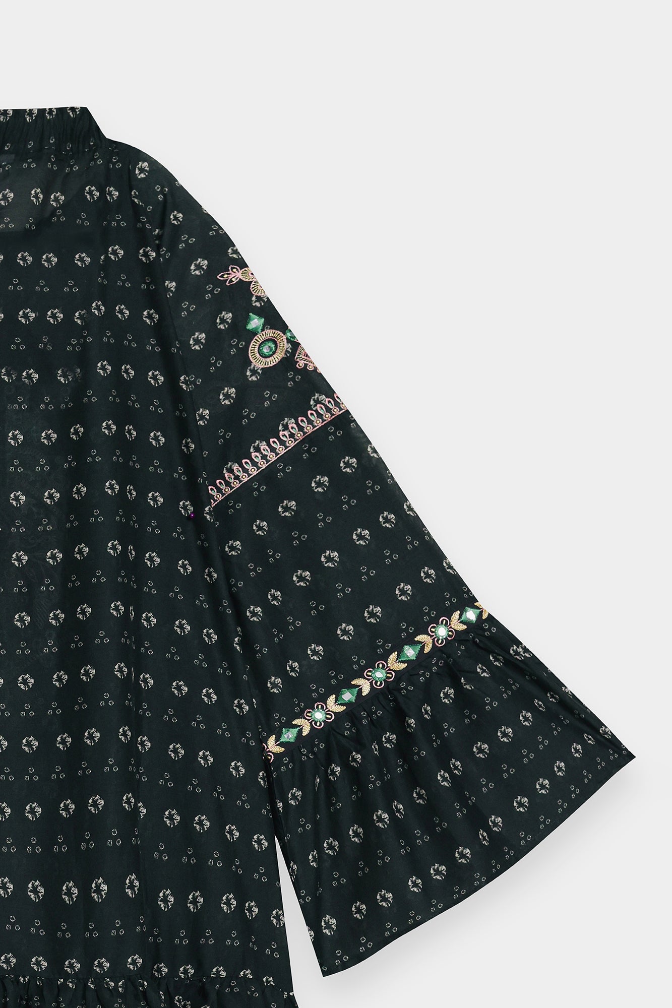 DRESS (S3E0446/119/902)