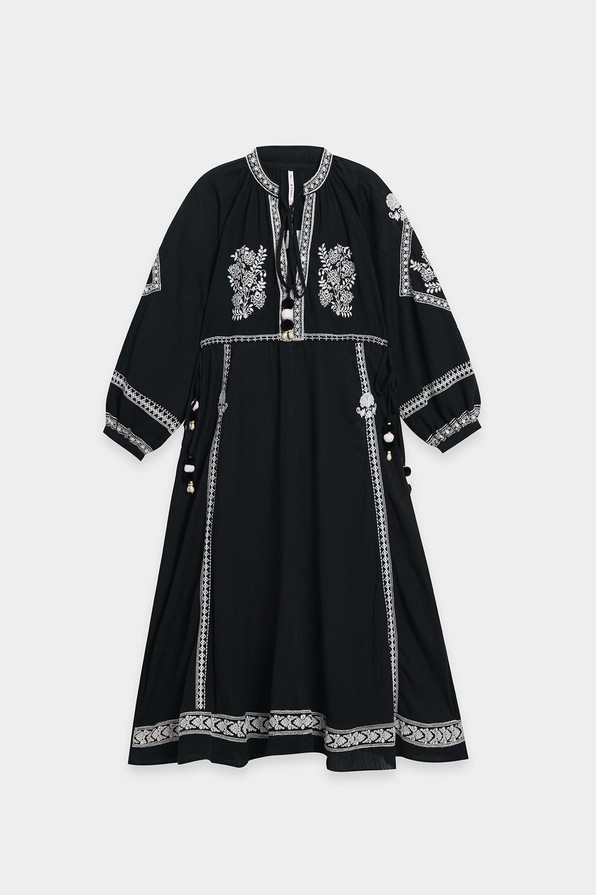 DRESS (S3E0506/119/902)