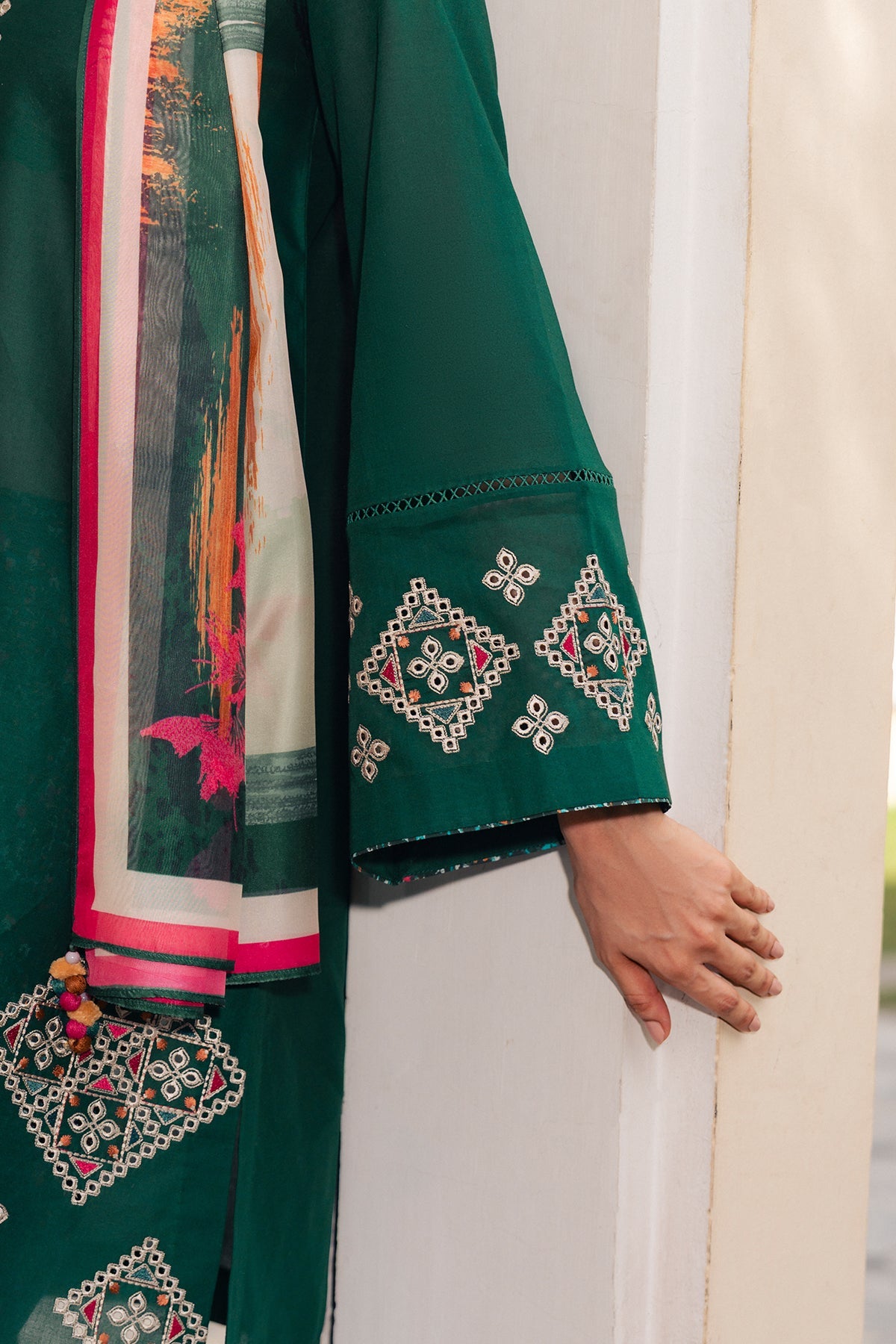 EMBROIDERED LAWN RTW-9377
