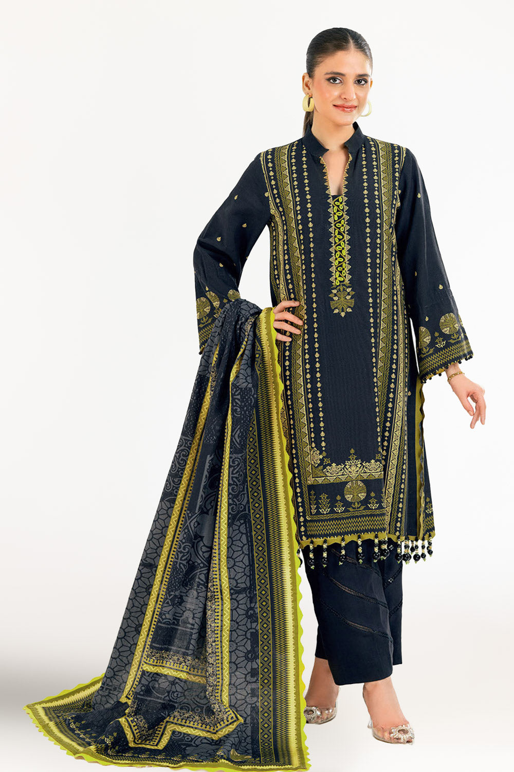 3 Piece Digital Printed Linen Khaddar Suit With Dupatta