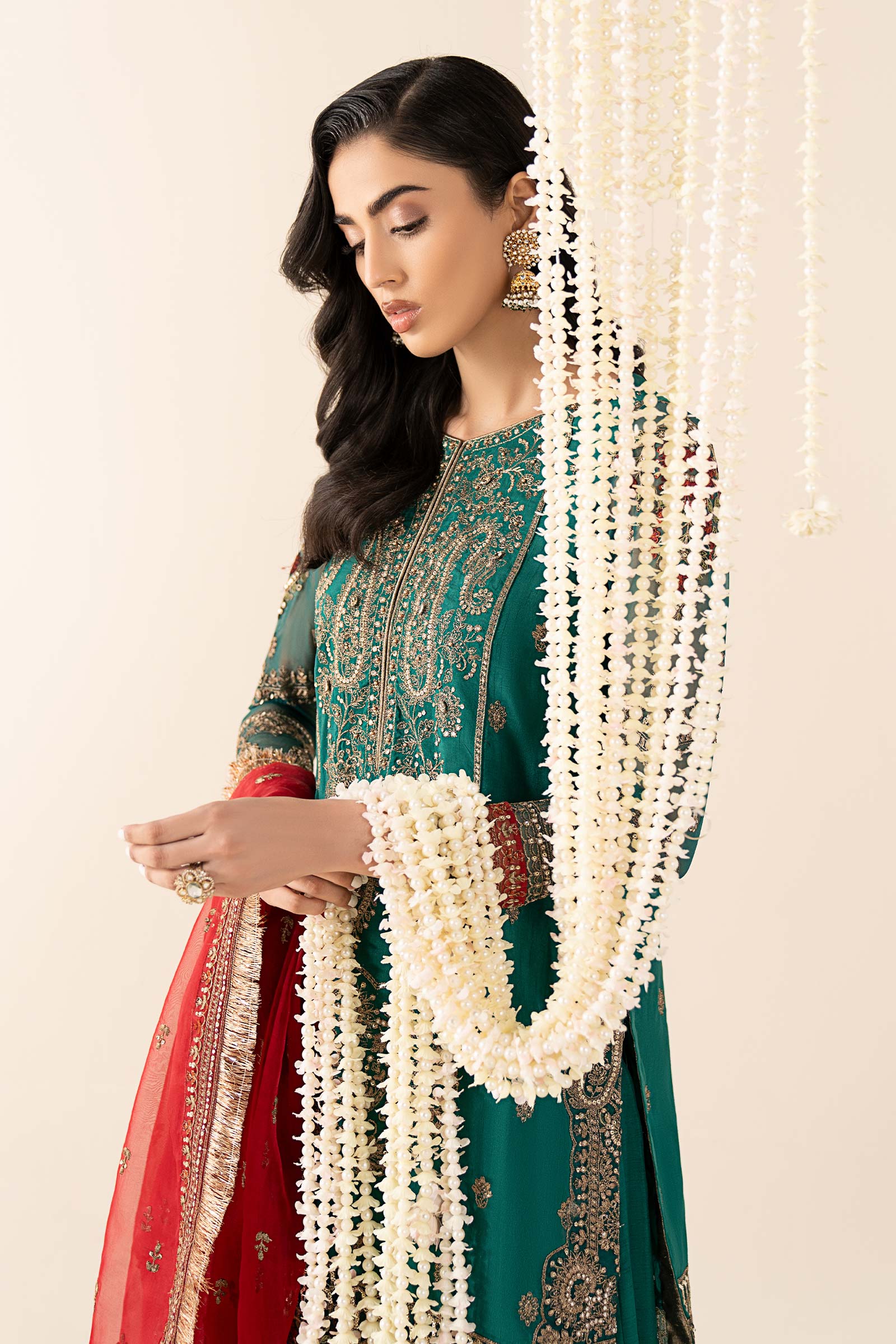 https://cdn.shopify.com/s/files/1/0620/8788/9062/files/SFEF2415R1GreenCloseup_D.jpg?v=1761926133