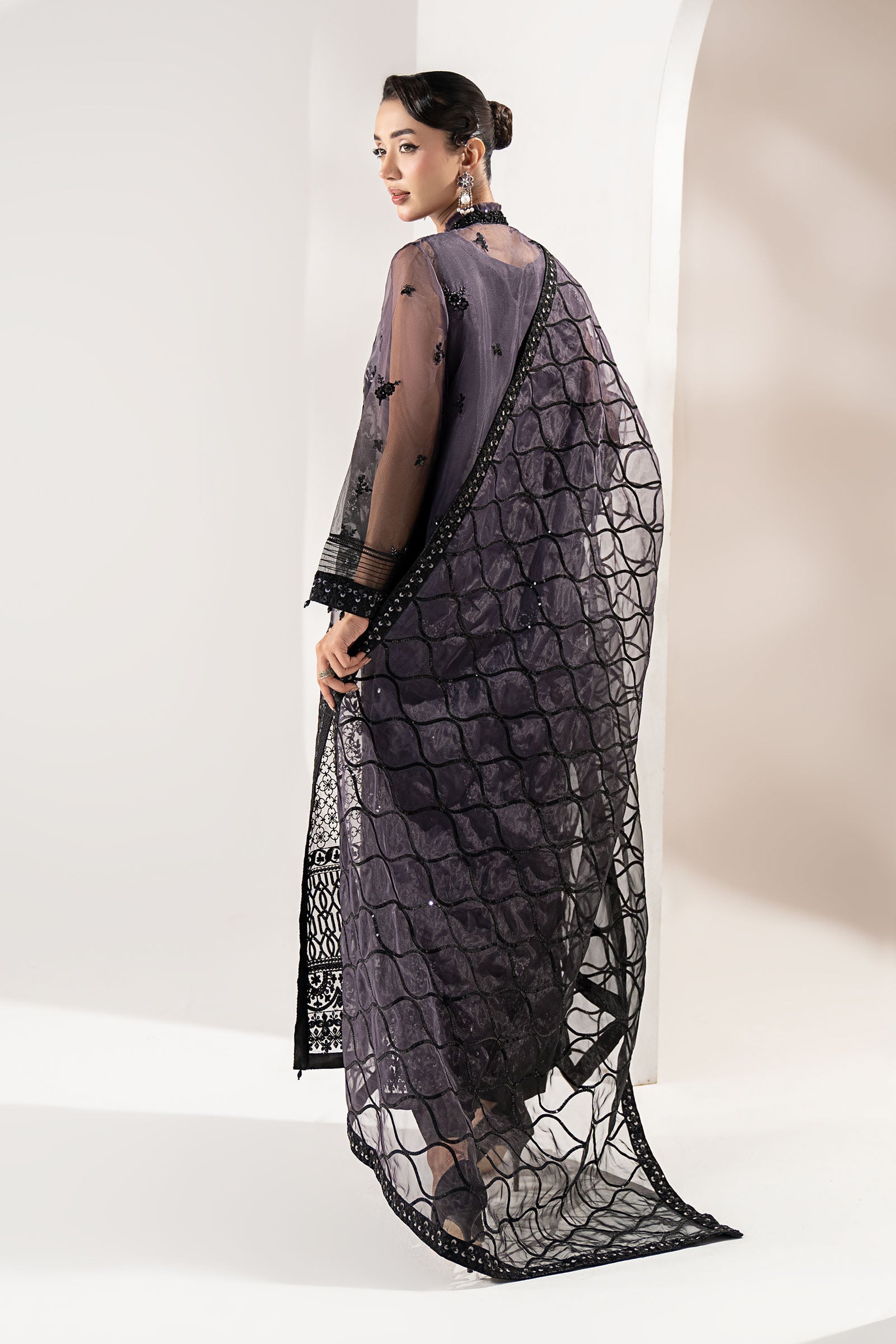 https://cdn.shopify.com/s/files/1/0620/8788/9062/files/SFW2534Back_D.jpg?v=1758971943