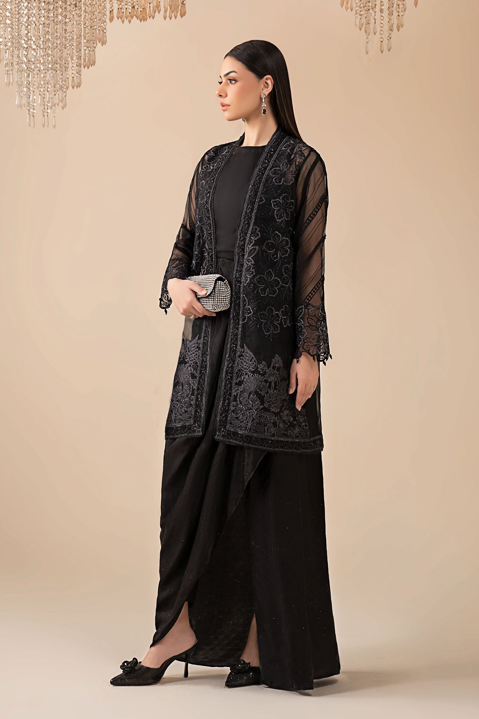 https://cdn.shopify.com/s/files/1/0620/8788/9062/files/SFW2557BlackSide_C.jpg?v=1766048353