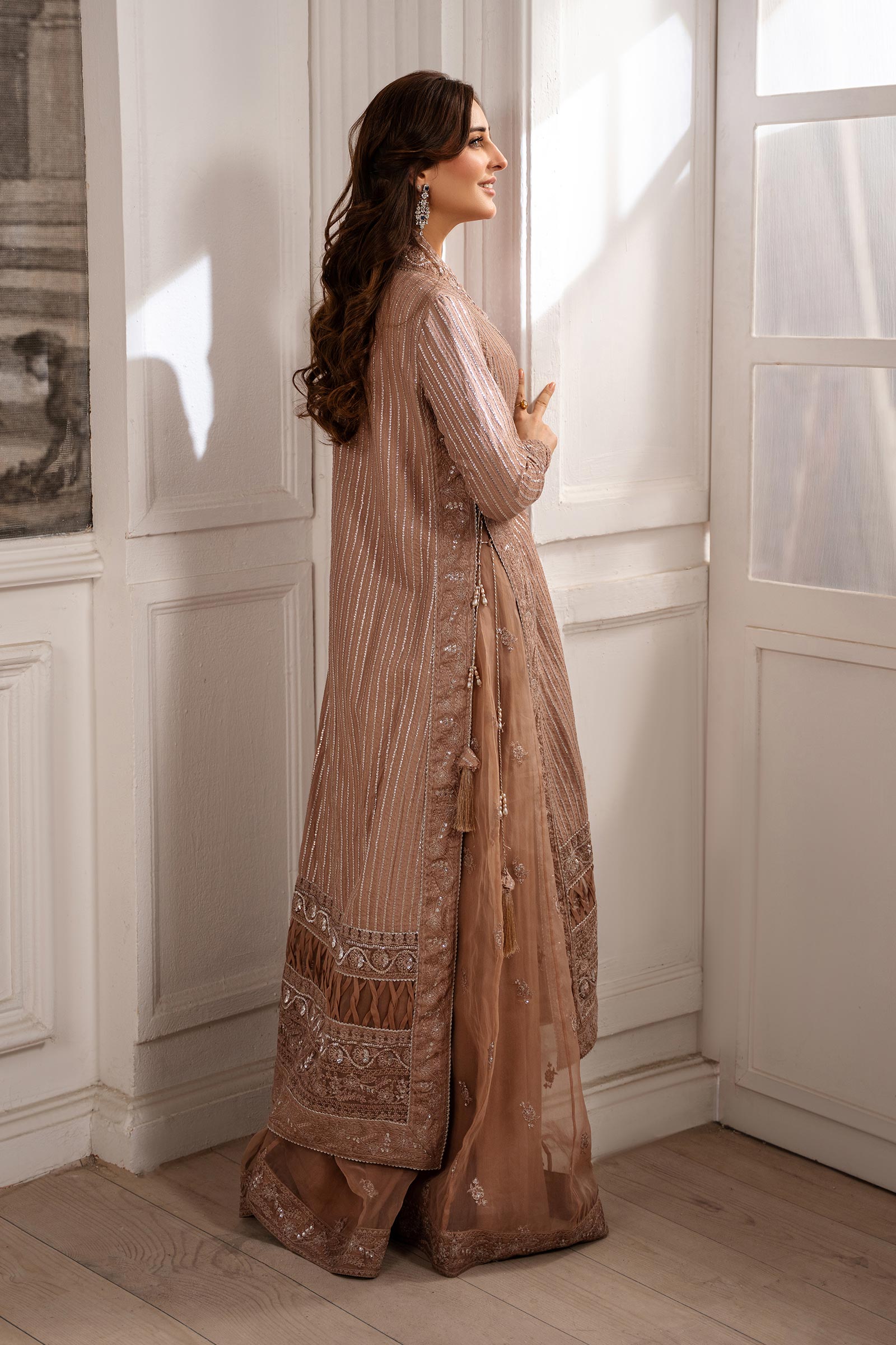 https://cdn.shopify.com/s/files/1/0620/8788/9062/files/SF_Ea_25_16_Brown_Side_B.jpg?v=1746776658