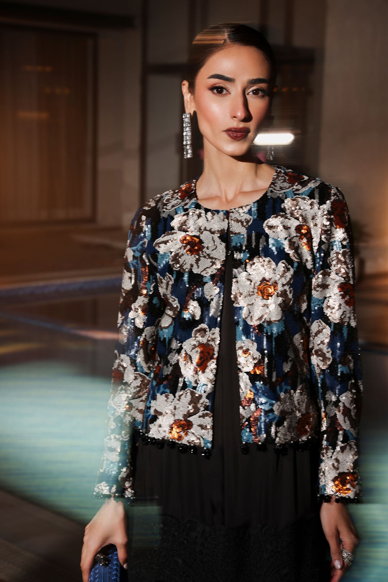 https://cdn.shopify.com/s/files/1/0620/8788/9062/files/SF_W25_76_Black_Closeup_C.jpg?v=1765455320