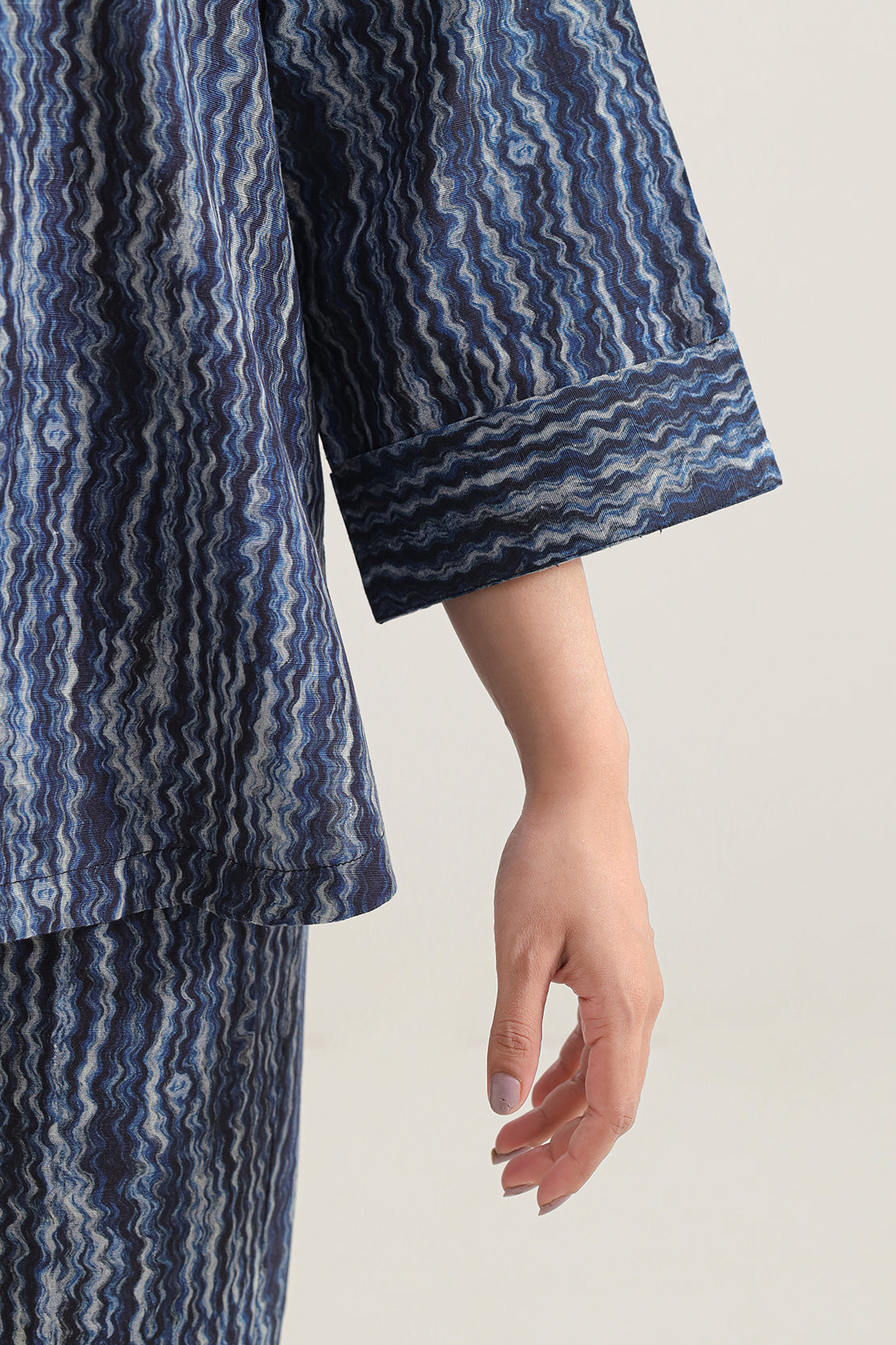 Printed Khaddar Stitched 2 Piece (Shirt/Trouser)126574