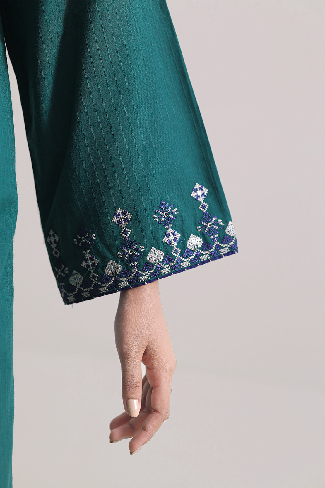 Solid Embroidered Slub Cotton Stitched 3 Piece77103