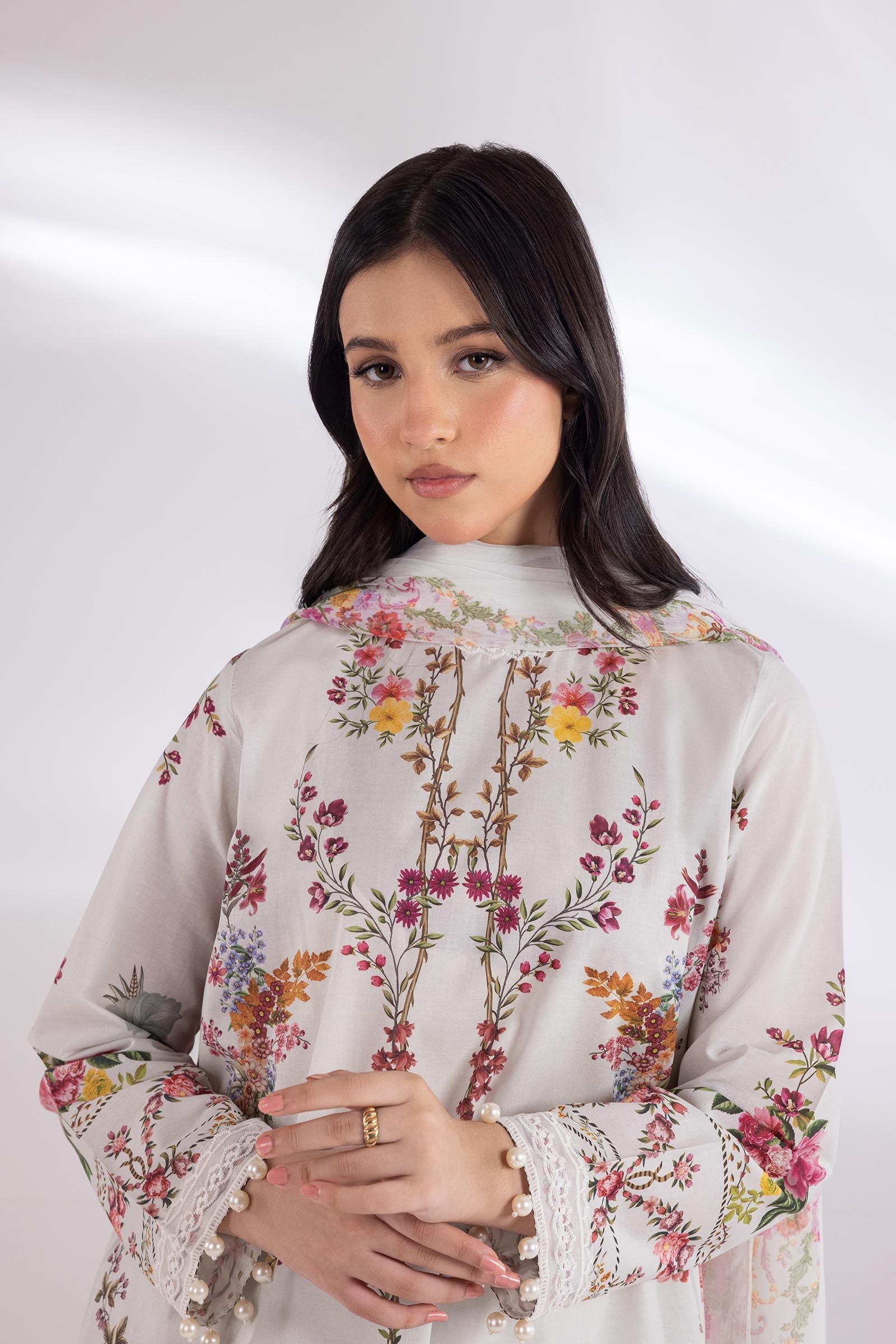 https://cdn.shopify.com/s/files/1/0740/1753/8280/files/SS25MUZ075P3_3.jpg?v=1768891023