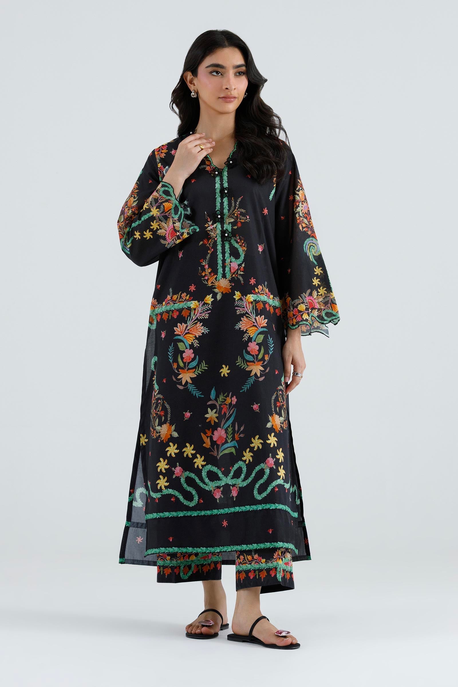 Stitched Embroidered Muzlin Suit