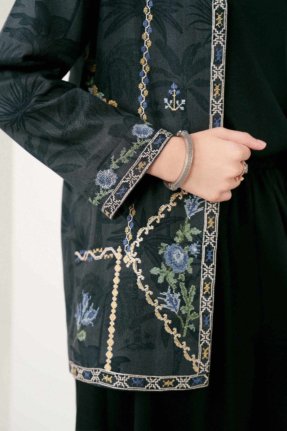 Printed Embroidered Jacket - ST1JE-PRET26WV2-5