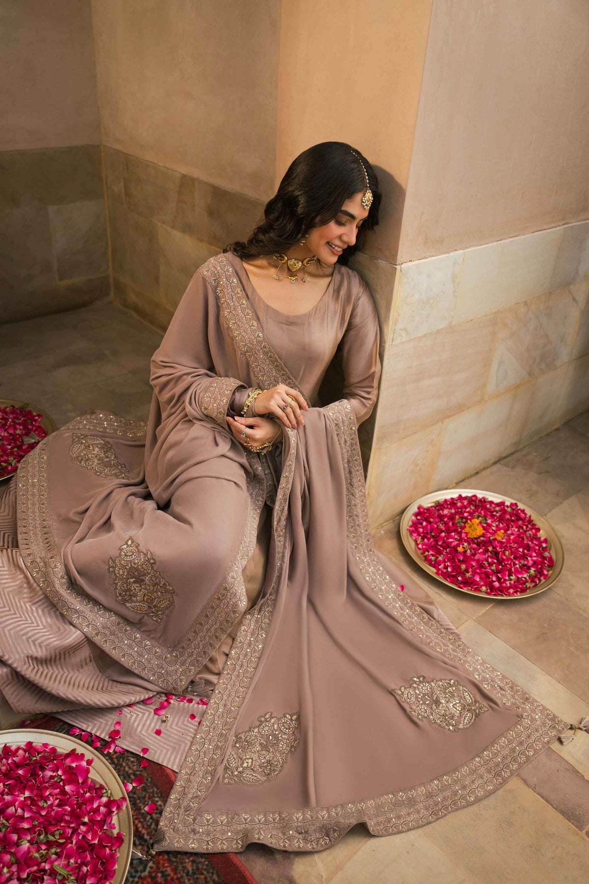 Embroidered Shawl - ST1SE-LUXE26WV1-4