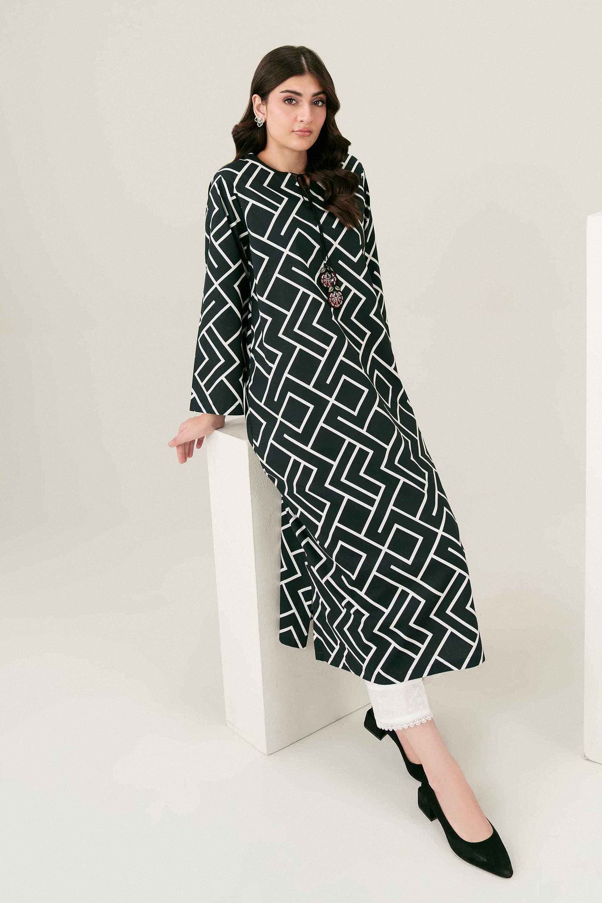 Printed Embroidered Shirt - ST1SE-PRET26WV1-2