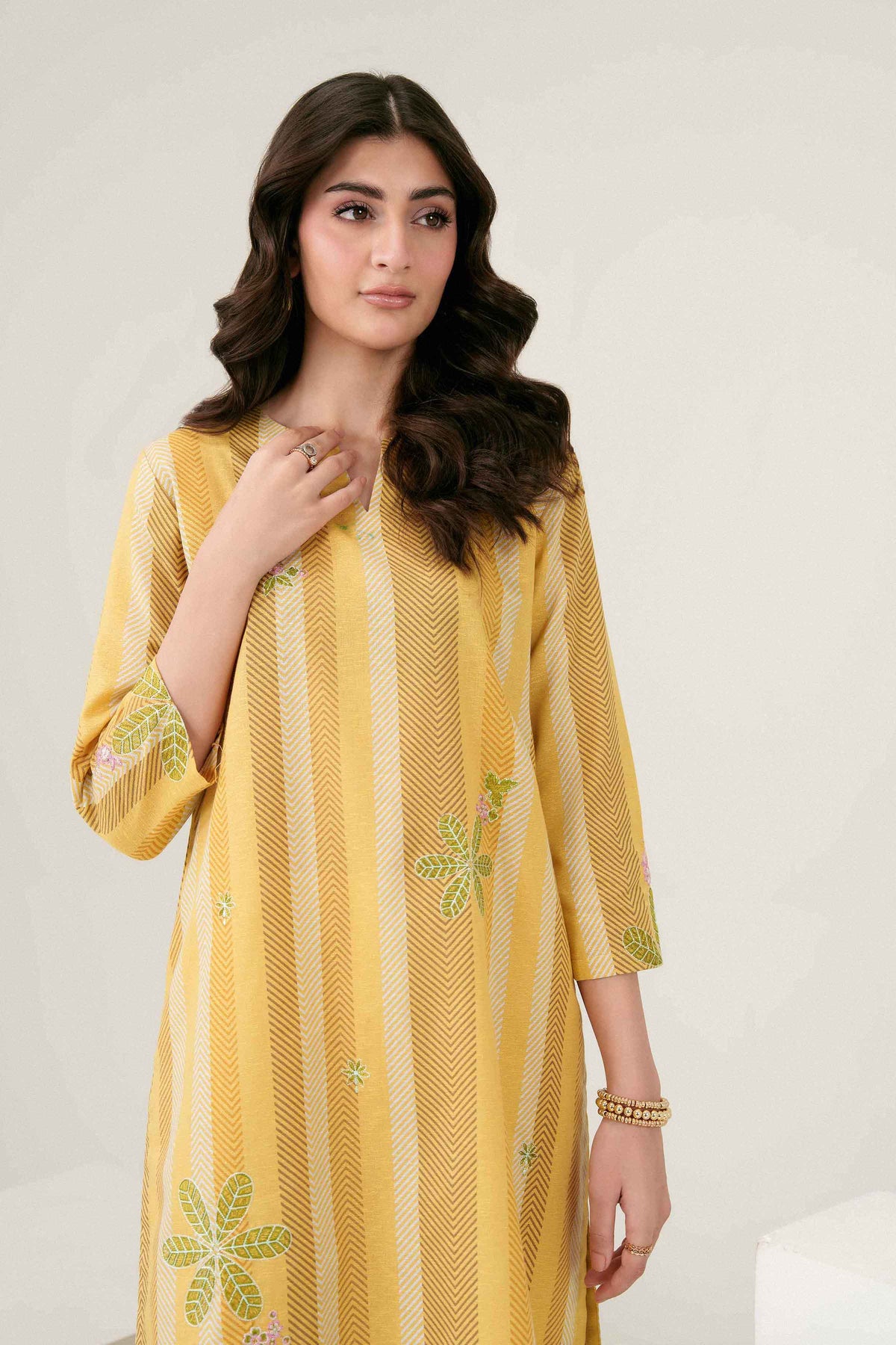 Printed Embroidered Shirt - ST1SE-PRET26WV2-17